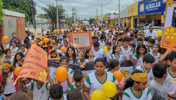 Brasiléia realiza caminhada contra abuso e exploração sexual de crianças e adolescentes