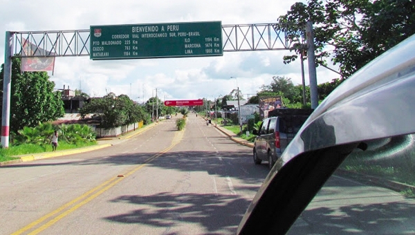 Cocaleiros fecham interoceânica entre Puno e Madre de Dios e acreanos ficam ilhados em Puerto Maldonado