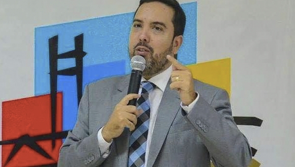 “Desfulanizando” a exoneração de Raphael Bastos. A crise fiscal e os dilemas para promoção do desenvolvimento