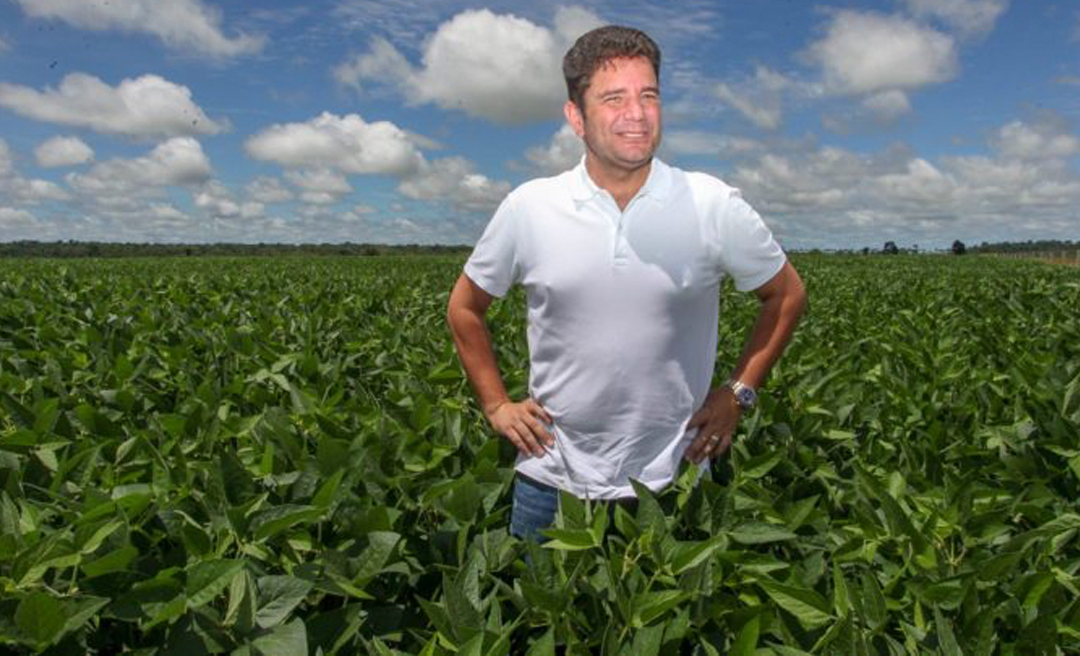 Gladson Cameli voltou ‘ecologicamente correto’ da Colômbia, analisa jornalista