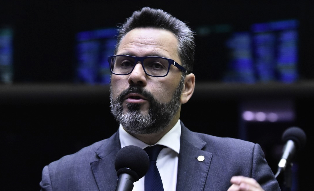 Alan Rick garante pagamento de suas emendas individuais para IFAC e Porto Acre