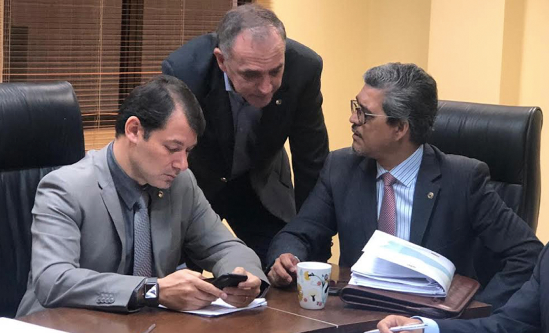 CCJ e COF estão reunidas para analisar minirreforma do governo Gladson
