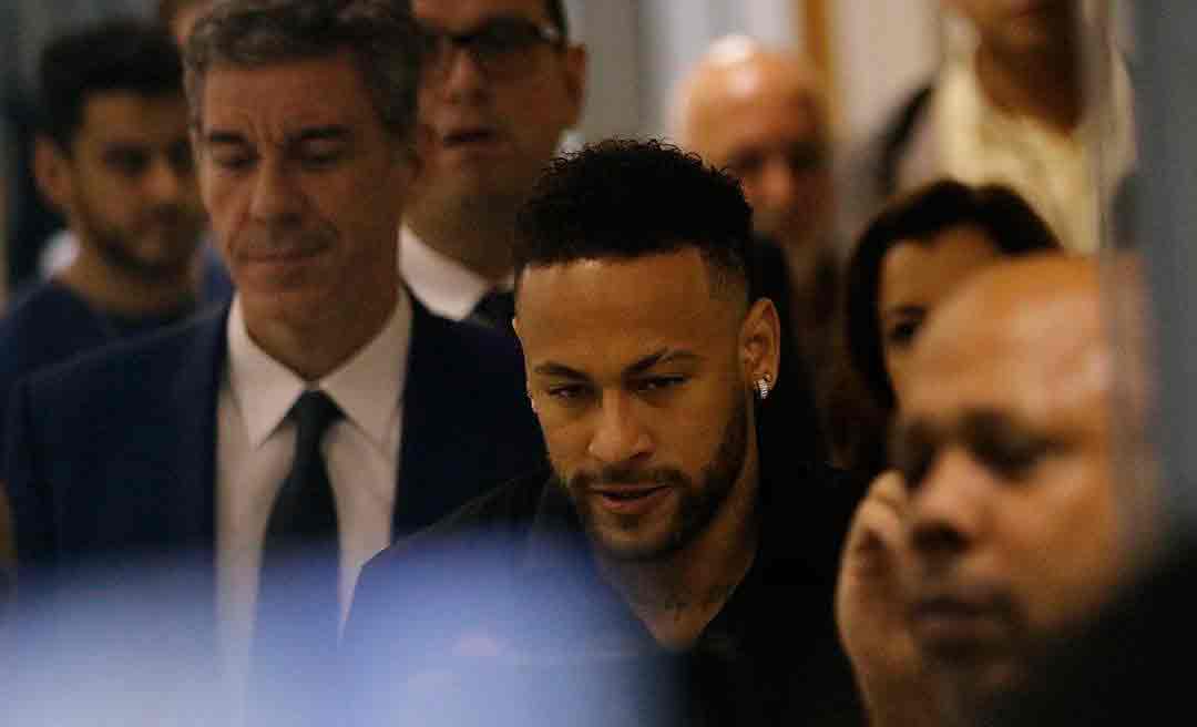 Ministério Público pede arquivamento de inquérito contra o jogador Neymar