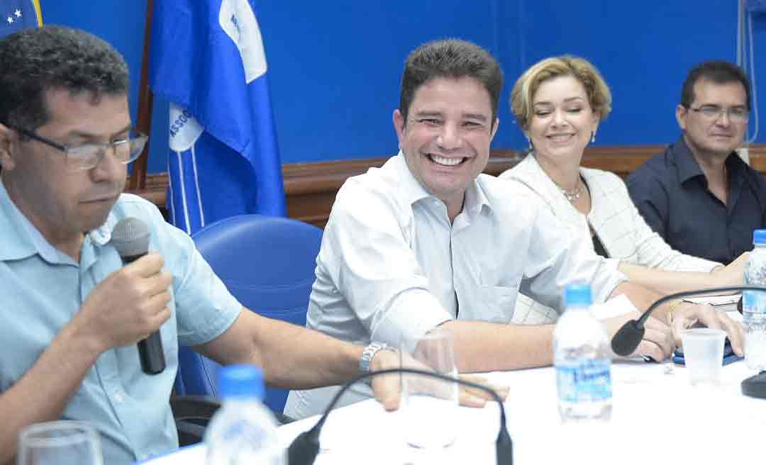 Governo se reúne com classe empresarial para discutir lançamento do Refis