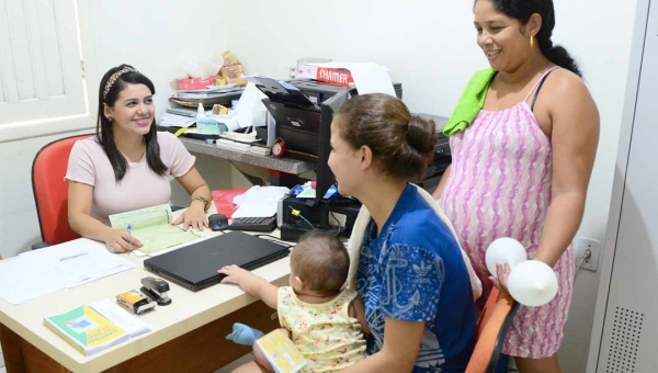 Prefeitura de Rio Branco leva programação da Semana do Bebê ao Belo Jardim