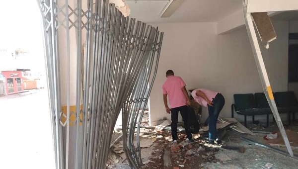 Veículo desgovernado destrói sede do Procon/Acre em Rio Branco