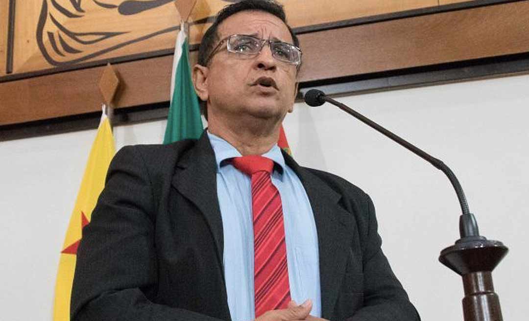 Luiz Gonzaga pede a recuperação emergencial de ramais no município de Capixaba