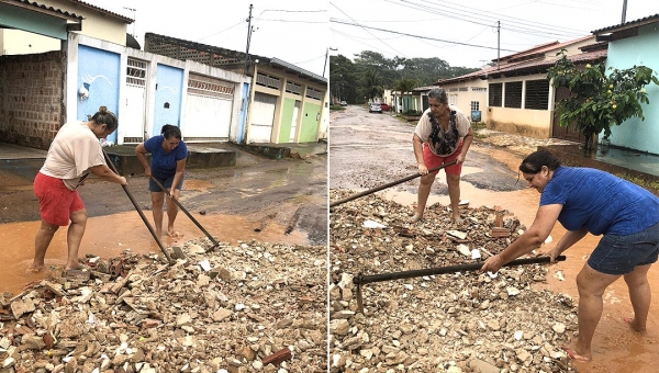 Moradores do bairro Edson Cadaxo fazem "operação tapa-buraco" com concreto