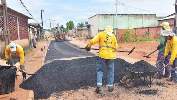 Prefeitura avança com serviços de recapeamento asfáltico nos bairros mais afastados da capital