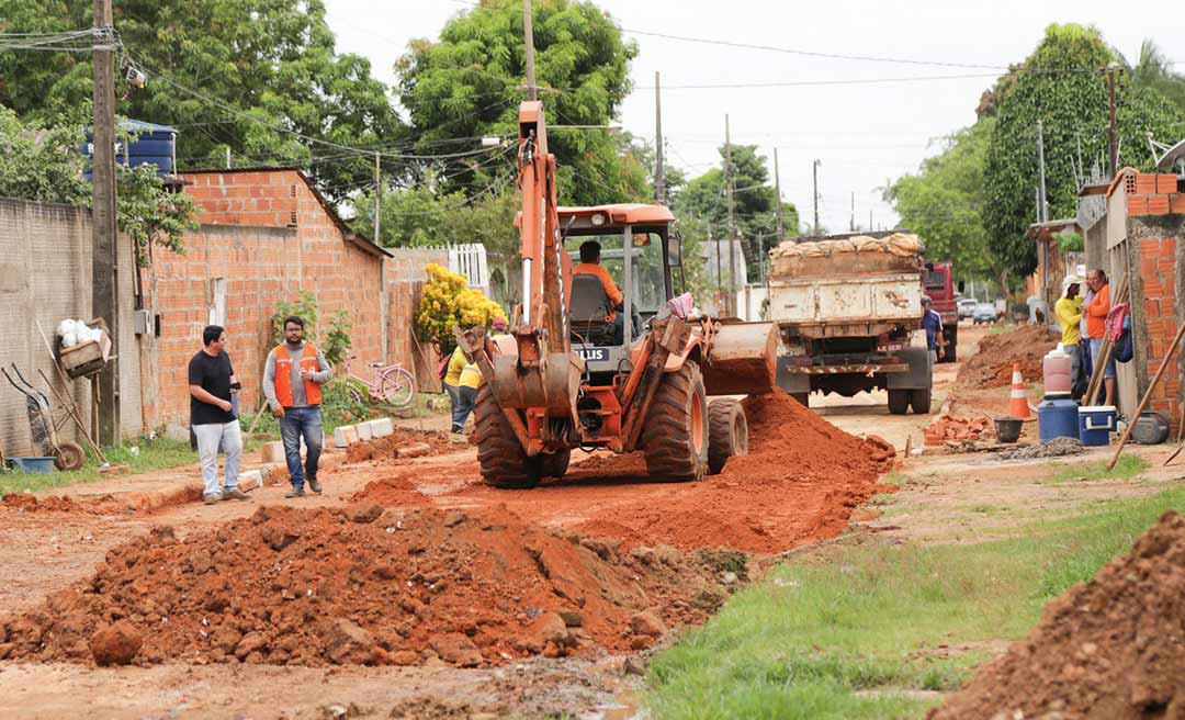 Melhorias de vias são intensificadas pela Prefeitura na capital acreana