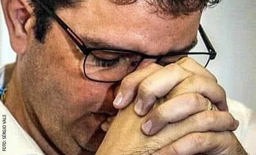 "Eu perdoo todo mundo, inclusive um pastor", diz Gladson sobre dirigente do PP que detonou ele e seu governo