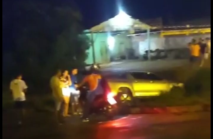 Líder do governo na Aleac sofre acidente em avenida de Sena Madureira