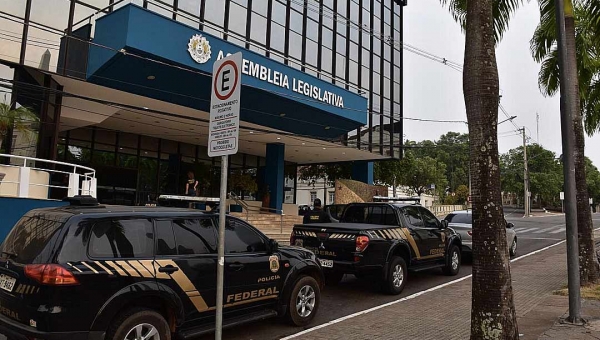 Justiça Federal defere pedido da PF contra servidores da Aleac envolvidos na Operação Hefesto