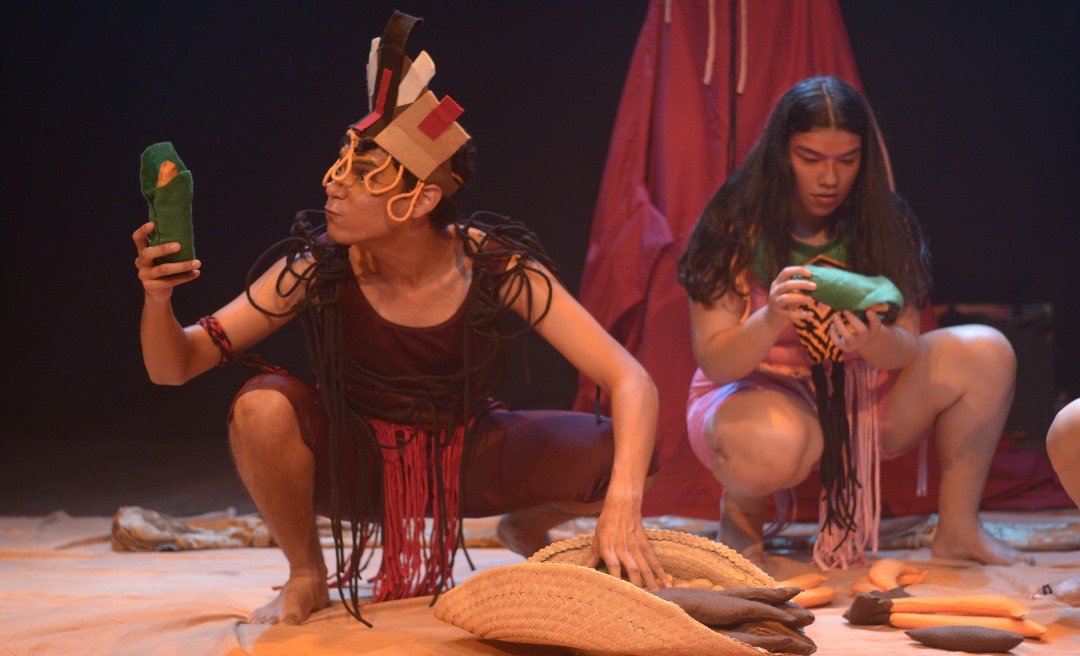 Cia. Visse e Versa apresenta o espetáculo Yunu Pãni no Teatro Barracão dias 5 e 6