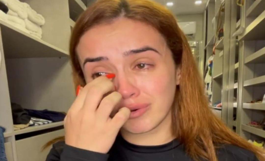 Juh Vellegas chora ao contar o drama que passou com o esposo após contrair covid-19; assista
