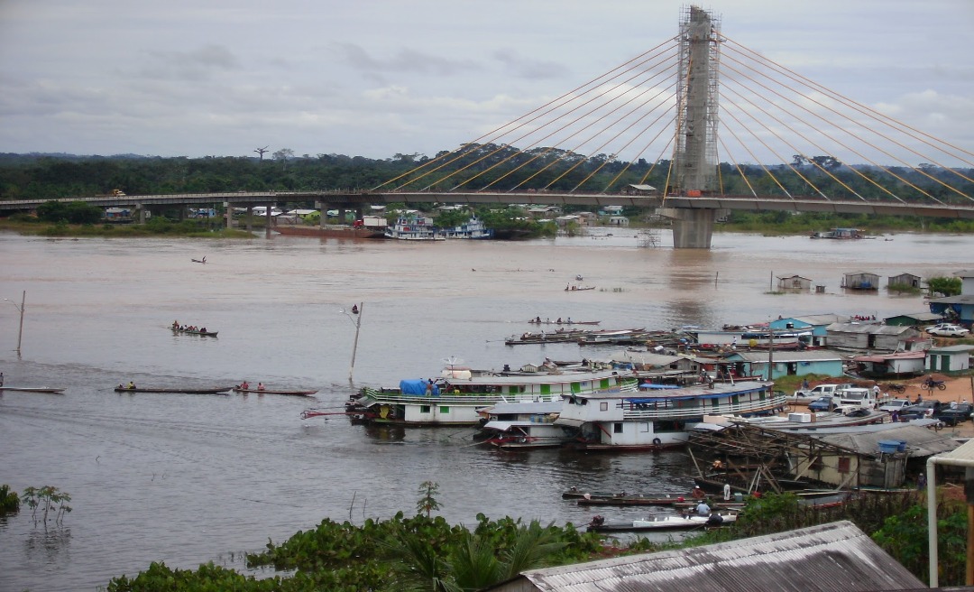 Rio Juruá volta a transbordar em Cruzeiro do Sul e desabriga três famílias