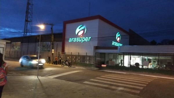 Rede Arasuper recomenda que pais evitem levar crianças aos supermercados e aconselha que apenas 1 familiar vá às compras