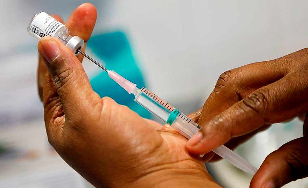 Projeto que permite compra descentralizada de vacinas vai à sanção presidencial
