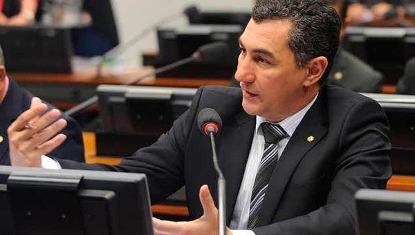 Jesus Sérgio apresenta emenda à MP para proteger aldeias indígenas contra a Covid