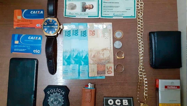 Estelionatário é preso em flagrante com identidade falsa em cartório tentando transferir um veículo