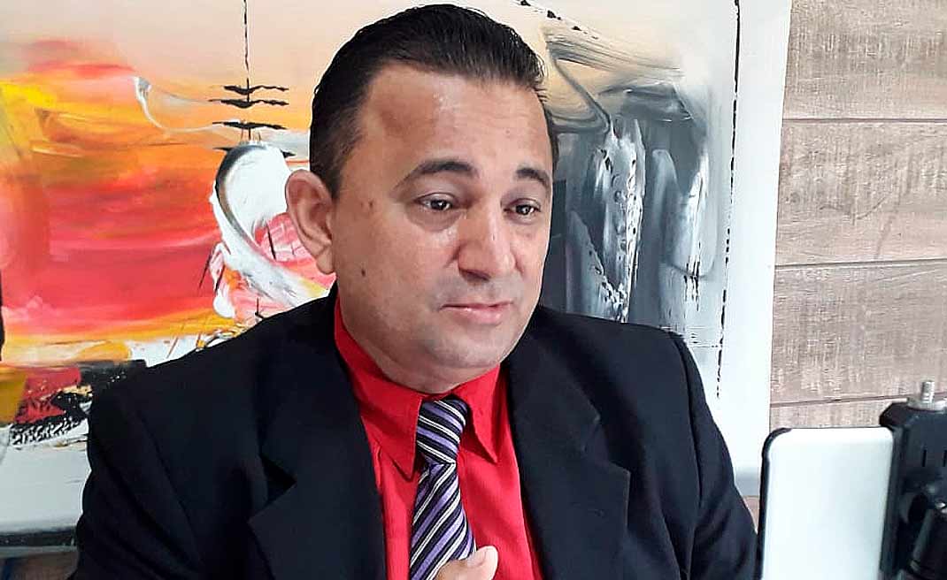 Pastor Arnaldo Barros diz que Bocalom será um dos "piores prefeitos de Rio Branco"
