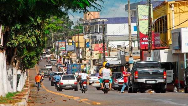 Juíza libera funcionamento de postos e comércio aos fins de semana em Epitaciolândia