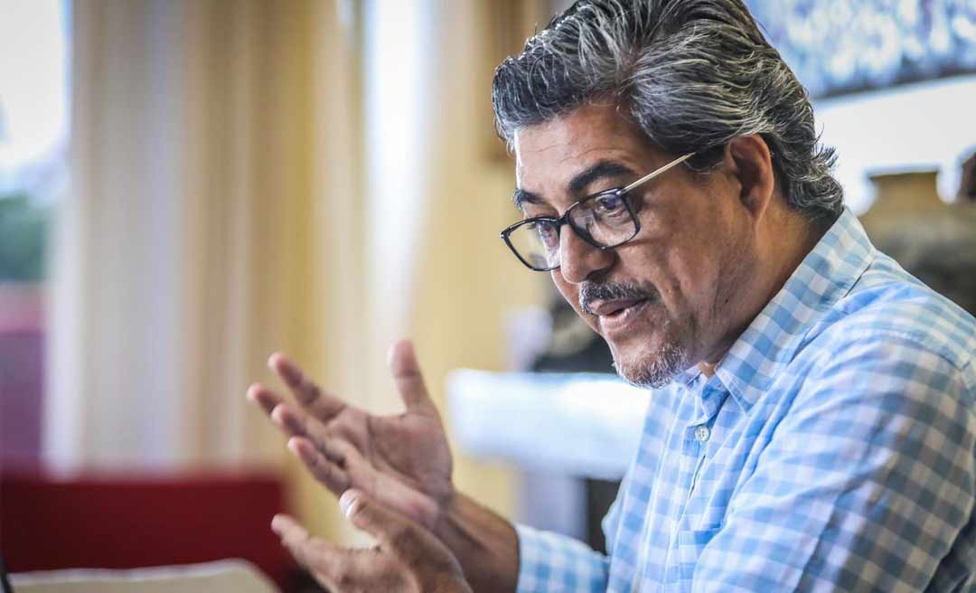 Edvaldo Magalhães defende pagamento de auxílio saúde e alimentação à Educação