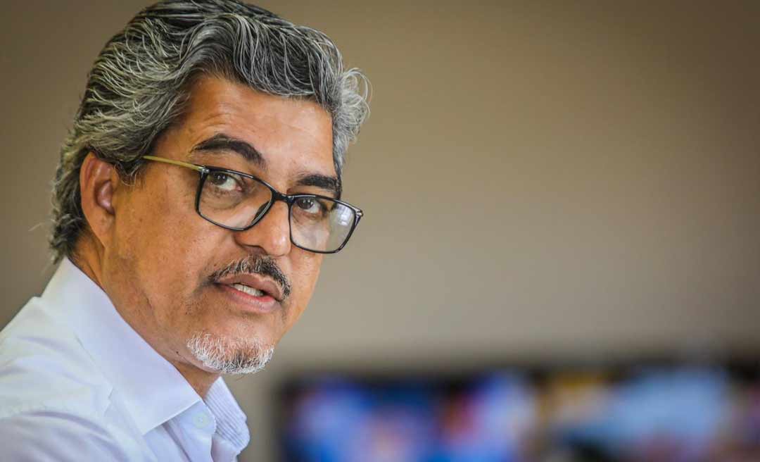 Gladson veta parte da lei que visa contratar médicos formados no exterior; atuação no Mais Médicos está mantida, porém é preciso mais