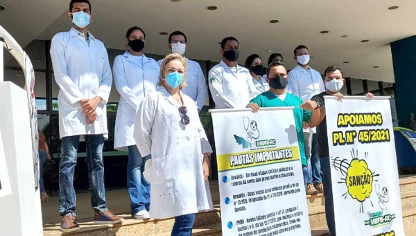 Edvaldo defende derrubada do veto parcial sobre o projeto que visa a contratação de médicos brasileiros formados no exterior