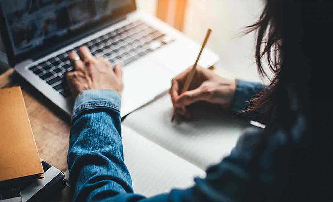 Governador vai dar computadores e internet aos professores do Acre