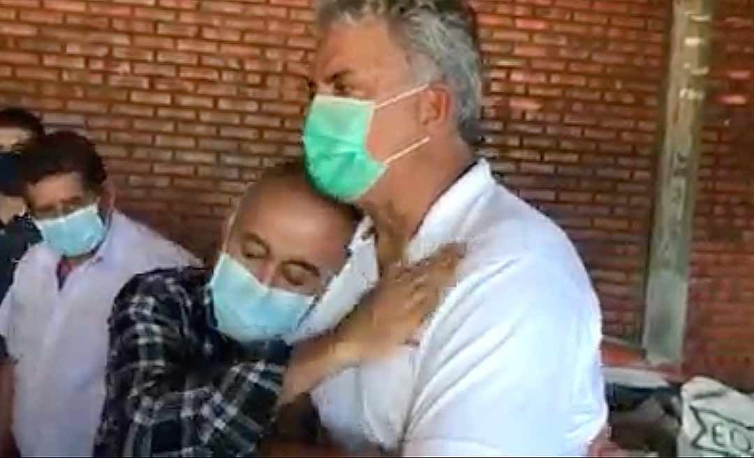 Bocalom aposta no apoio de Petecão para alavancar gestão e diz: “Petecão tem sido um paizão”