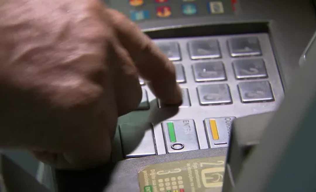 Conversão de cheque especial em empréstimo sem contrato viola os direitos do consumidor