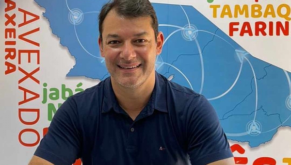 "Sou contra indústria de multas", afirma o deputado Roberto Duarte em suas redes sociais