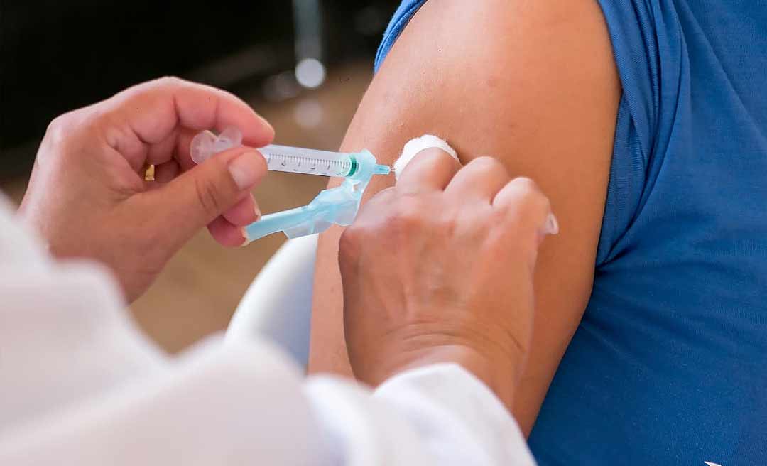 Acre está na lista dos estados que menos progrediram na vacinação em agosto