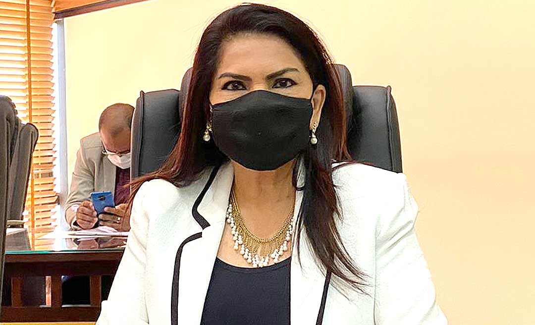 Antonia Sales sai em defesa da imediata solução para a reconstrução da BR 364