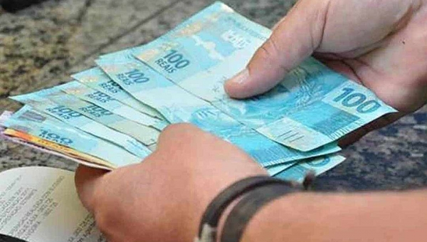 Acre e mais 8 estados discutem reajuste salarial para 2022, ano eleitoral