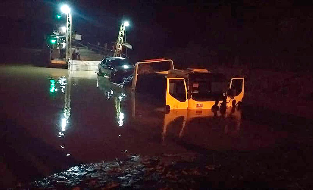 Deracre avisa que iniciou reparos na balsa de Rodrigues Alves após queda de guincho no rio