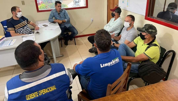 Secretaria Municipal de Zeladoria da Cidade discute ações para melhorar a coleta de lixo domiciliar