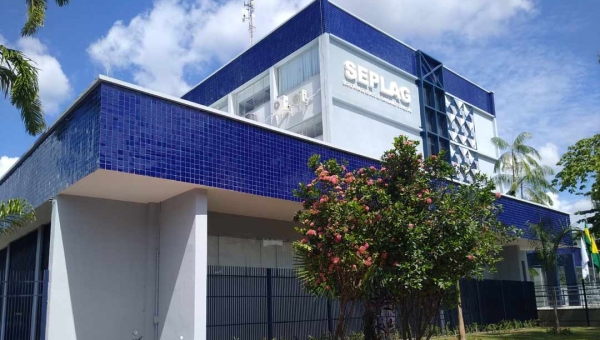 Gladson autoriza secretários a decidir sobre trabalho remoto de servidores