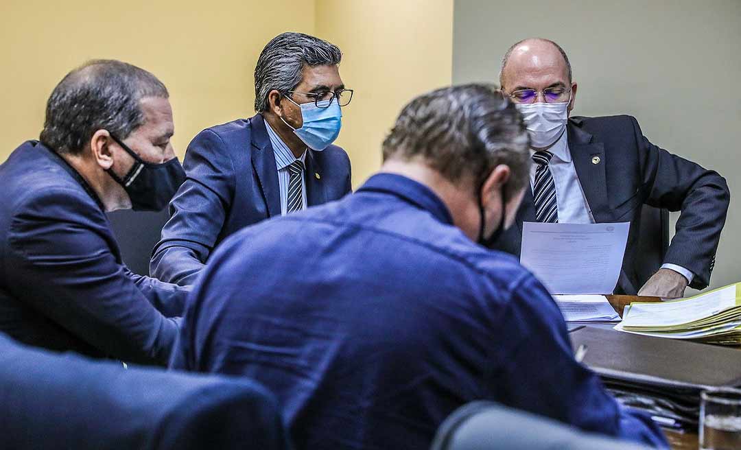 Comissões da Aleac aprovam idade máxima de 32 anos para ingresso na Polícia Militar e Bombeiros