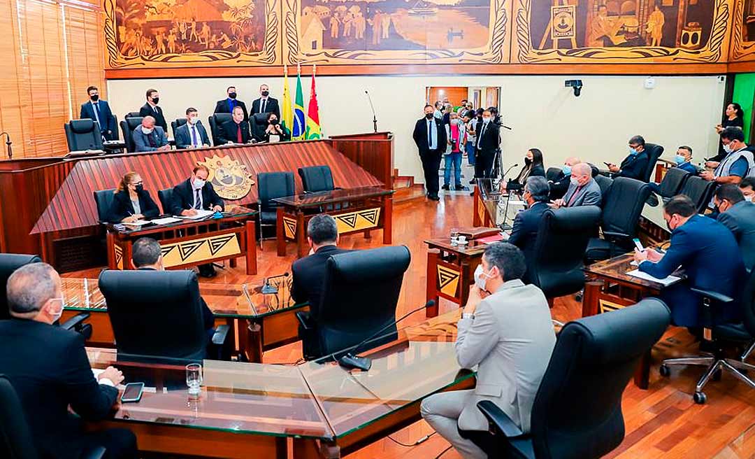 Após consenso construído na oposição, base do governo aprova idade máxima de 32 anos para ingresso na PMAC e CBMAC
