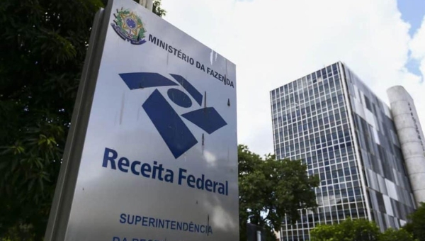 Receita Federal alerta para golpe de saque imediato da restituição do IRPF