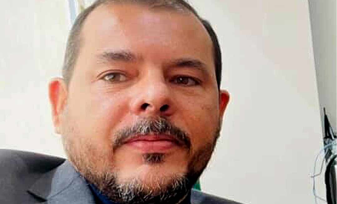 Ex-prefeito James Gomes deixa o PP e deve se filiar ao União Brasil