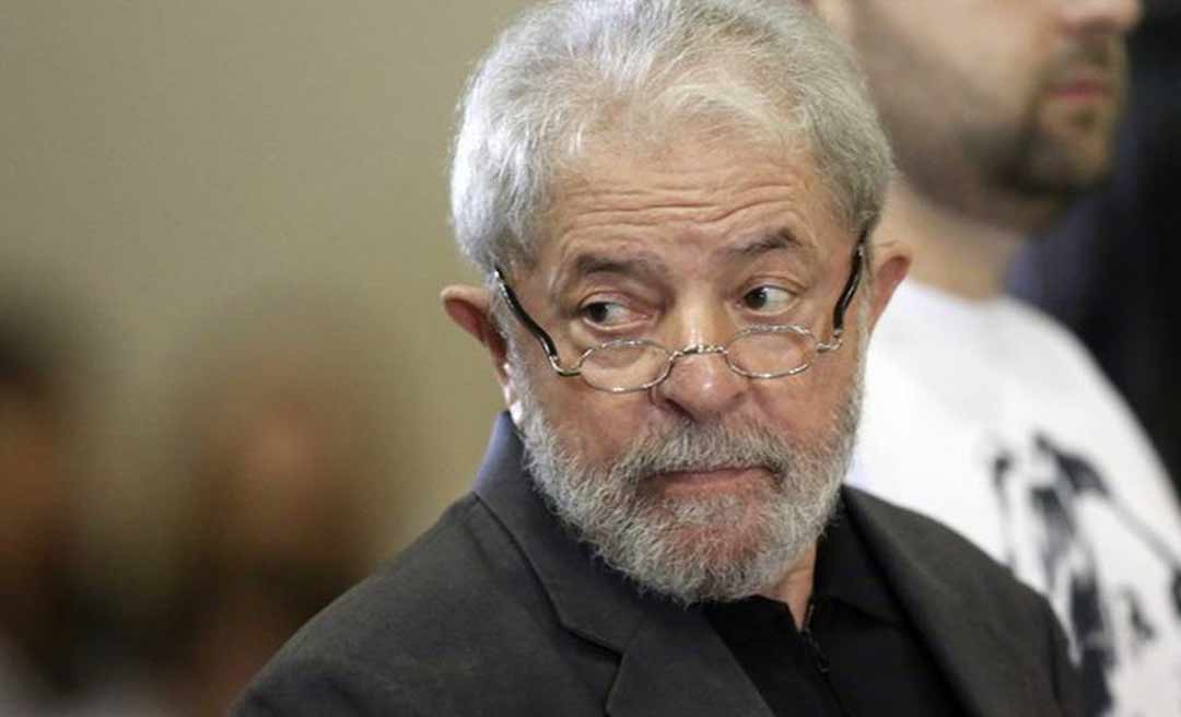 'Fico imaginando que Deus é petista', diz Lula