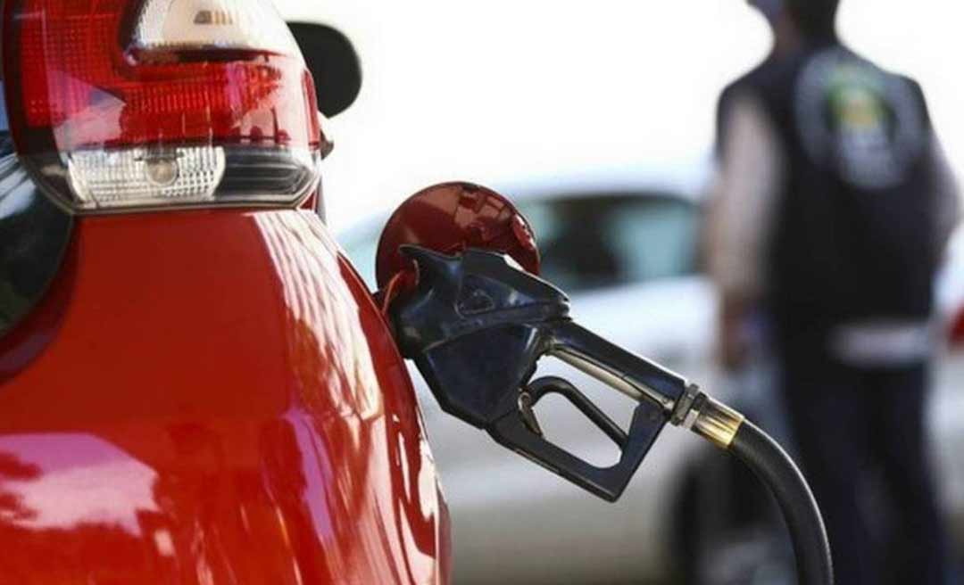 Litro da gasolina sobe pela quinta semana seguida e bate novo recorde