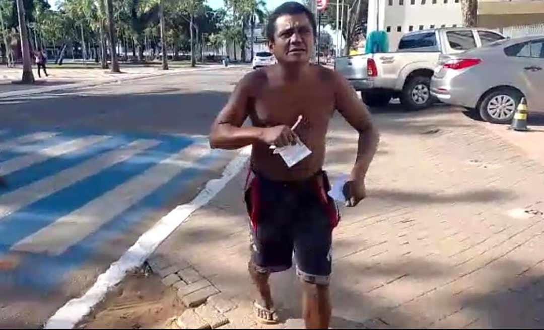 Pai Me Dá Um Real volta às ruas após ser internado no Pronto-socorro de Rio Branco
