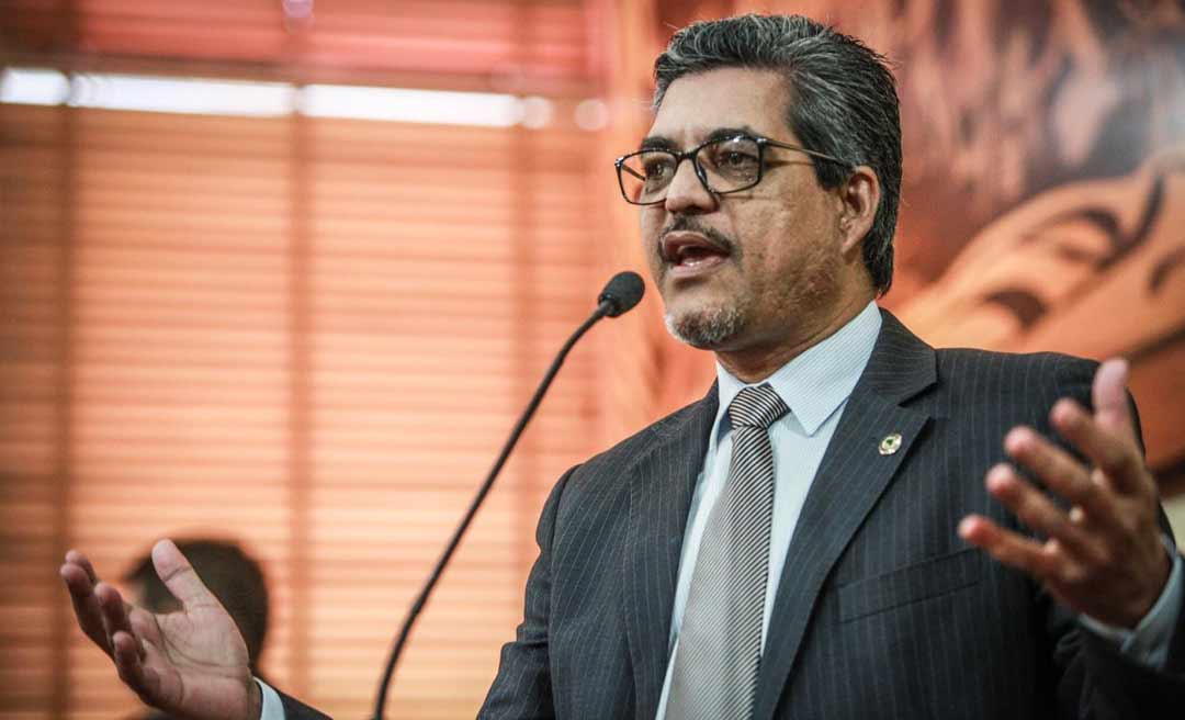Edvaldo Magalhães destaca trabalho realizado pela União do Vegetal no Acre