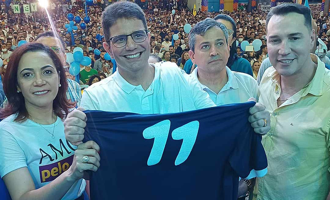 Com Ney candidato ao Senado e Mailza vice, Gladson é oficializado à reeleição em festa no Sesc