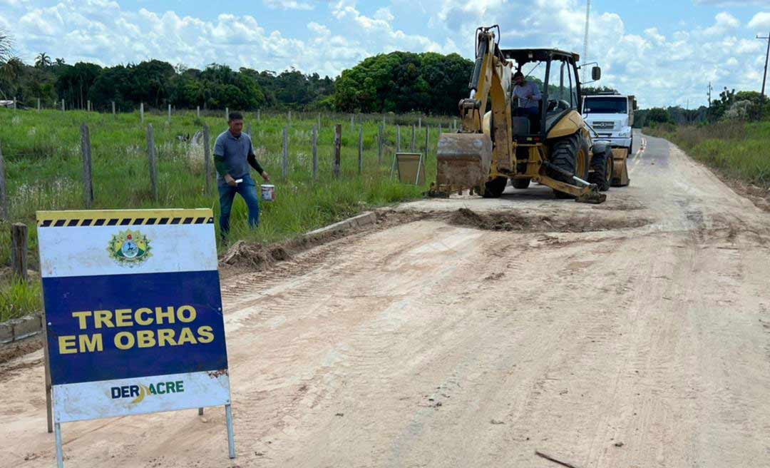 Em Cruzeiro do Sul, governo do Acre executa operação tapa-buraco no Ramal 3