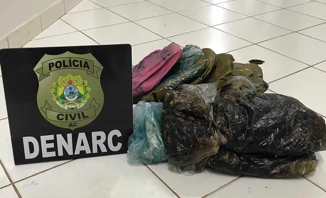 Casal é preso com 10 quilos de cocaína em Rio Branco quando tentava embarcar em ônibus para Cuiabá